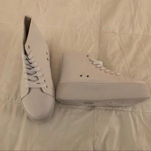 Hi-Top Platform Sneakers - White